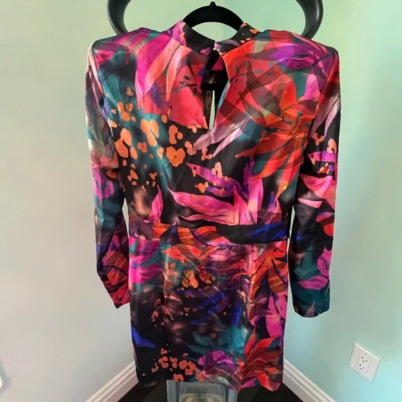 Marciano vibrant long sleeve mini dress size 10